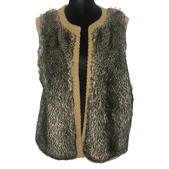 Ann Taylor Faux Fur Knit Open Front Sweater Vest - Size Medium - Picture 2 of 6